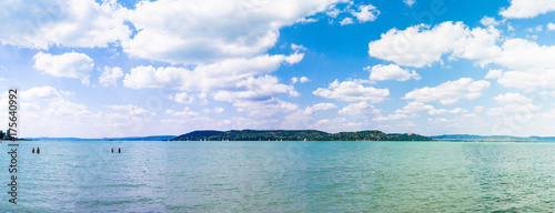 Foto  Balaton lake - Hungary. Old style postprocessing image.
