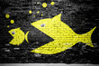 Evolution Fisch frisst Fisch Ziegelsteinmauer Graffiti