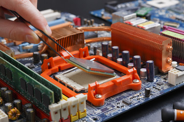 Aufkleber - Computer processor chip disassembling close up