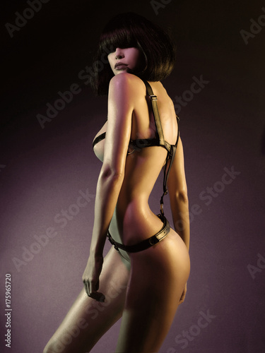 Fotografia Beautiful nude body of sensuality elegant lady.