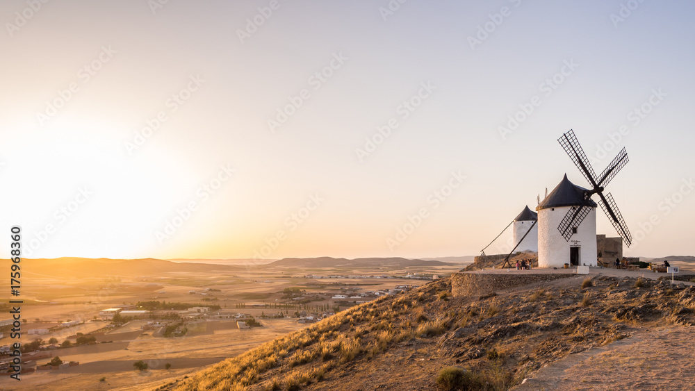 Windmills in Consuegra, Toledo Province, Castilla La Mancha, Spain. - obrazy, fototapety, plakaty 