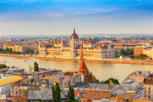 Budapest City Skyline At Hungalian Parliament And Danube River, Budapest, Hungary