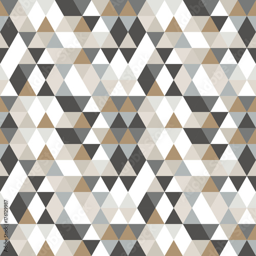 geometryczny-wzor-abstrakcyjny-z-trojkatow