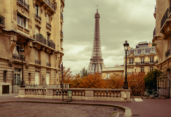 Wall Mural - Eiffel Tower at Avenue de Camoens, Paris