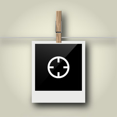 Canvas Print - Sofortbild mit Symbol an Wäscheleine - Fadenkreuz