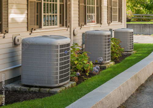 Fotomural Heating and air conditioning inverter used to heat and cool condos