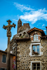 Wall Mural - Vue sur la chapelle Saint-Michel d'Aiguilhe du Puy-en-Velay