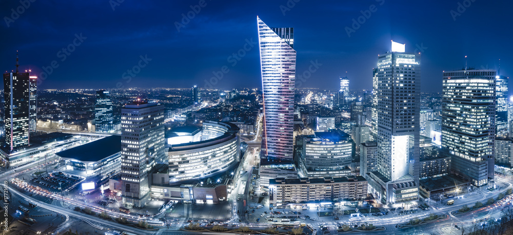 Panoramic view of Warsaw downtown during the night - obrazy, fototapety, plakaty 