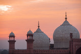 Fototapeta  - The Emperors Mosque - Badshahi Masjid at sunset