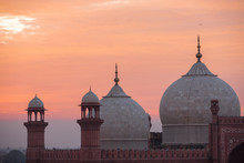 The Emperors Mosque - Badshahi Masjid At Sunset