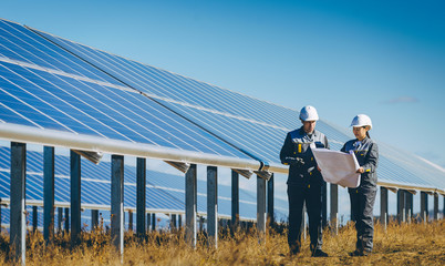 Wall Mural - solar power station
