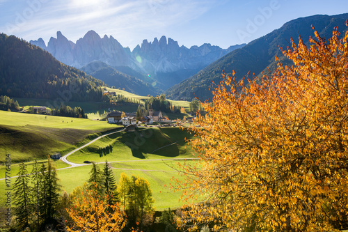 Plakat Jesień w Alps Dolomitach, Włochy