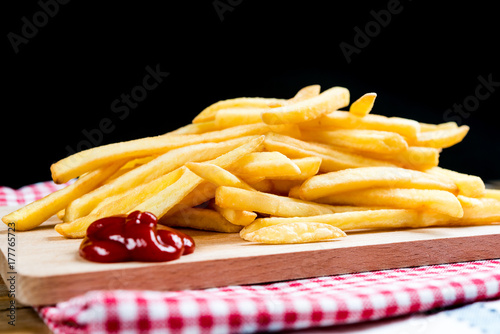golden-french-fries-potatoes-ready
