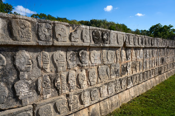 Poster - Chichen Itza Tzompantli the Wall of Skulls