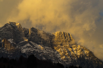 Canvas Print - tramonto vapore montagna 