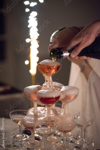 Pyramide De Champagne Coupe De Champagne Stock Photo Adobe Stock