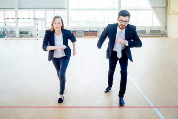 Wall Mural - Businesspeople at a gym