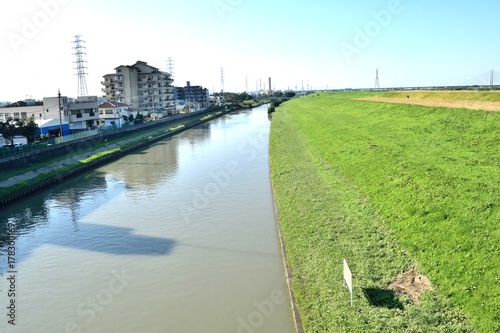 荒川河川敷 新河岸川 幸魂大橋方面 Stock Photo Adobe Stock