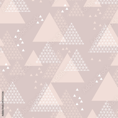 geometryczne-zimowe-drzewa-wzor-skandynawski-lawendowe-tlo