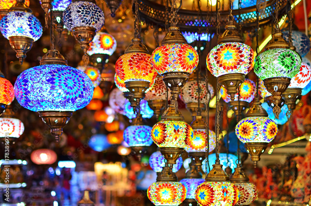 A bunch of turkish lamps at one of many Kemer gift shops. Antalya, Turkey. - obrazy, fototapety, plakaty 