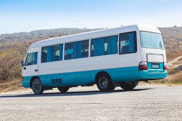 Canvas Print - bus moves along highway