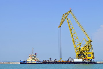 cranes in the sea harbor