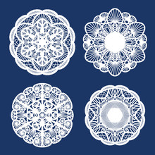 Set Of Round Patterns. Lacy Napkin