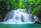Fototapeta Krajobraz - Huay Mae Kamin Waterfall in Khuean Srinagarindra National Park. The beautiful and famous waterfall in deep forest, Kanchanaburi province, Thailand