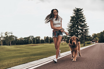 Canvas Print - Jogging with friend. 