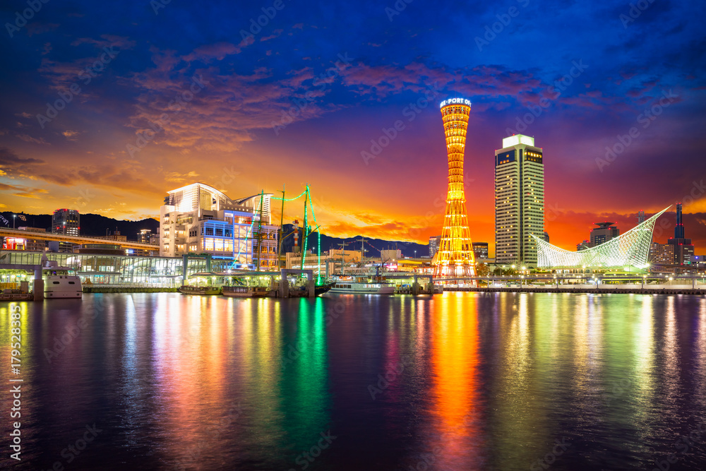 Skyline and Port of Kobe Tower Kansai, Kobe Osaka, Japan - obrazy, fototapety, plakaty 