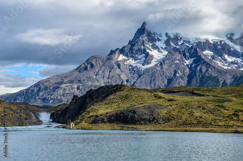 Fotografie, Obraz Lago Pehoe and Torres del Paine national park in Chile, Patagonia