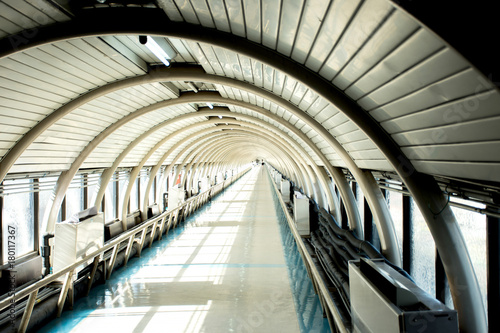 walkway-structure-of-roof-curve