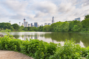 Wall Mural - Lake with reflections in New York's Central Park