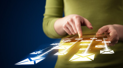 Aufkleber - hand holding tablet and sending email icons