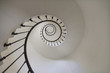 Escalier en spirale dans un phare vue de dessous