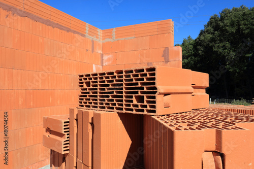 maison en briques en construction Tableau sur Toile