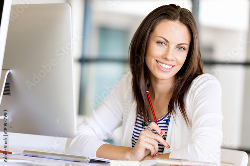 Fotografía Happy entrepreneur or freelancer in an office or home