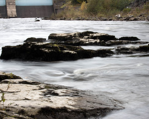 Wall Mural - Water on the Rocks