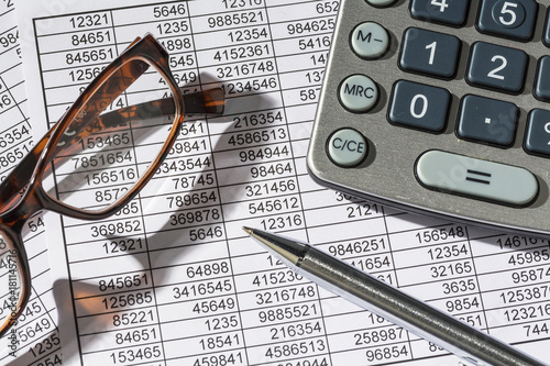 Plakaty do biura rachunkowego calculator-and-statistics