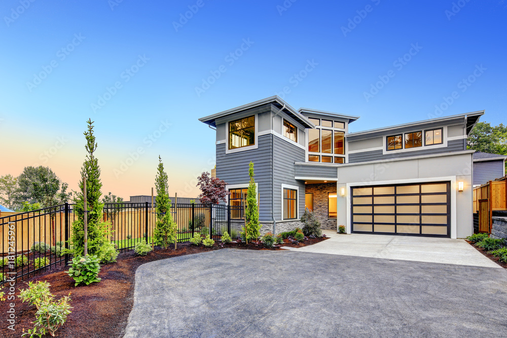 Modern Craftsman Style Home Exterior Foto Poster