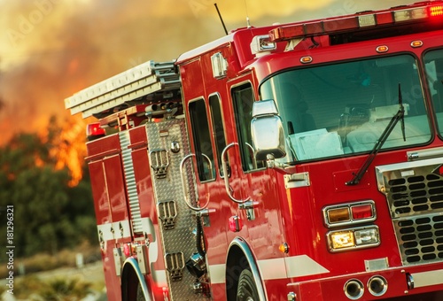 Fotografía Firefighting Operations Truck