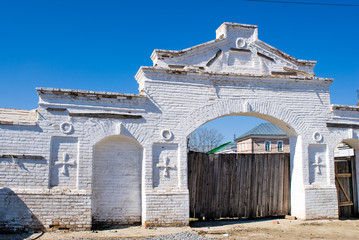 Wall Mural - Priirtyshsky, Russia - May 2, 2010: Gate of Ioanno-Vvedensky female monastery. Tobolsk district