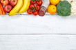 Obst und Gemüse Sammlung Lebensmittel Früchte essen kochen Zutaten Textfreiraum von oben