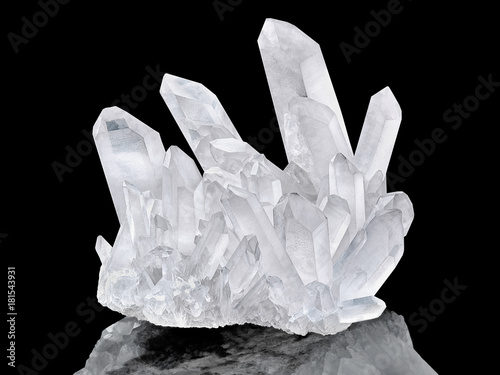 Fotomural Pure Quartz Crystal cluster isolated on black background