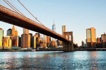 Poster - View of Manhattan bridge and Manhattan in New York, USA in the morning