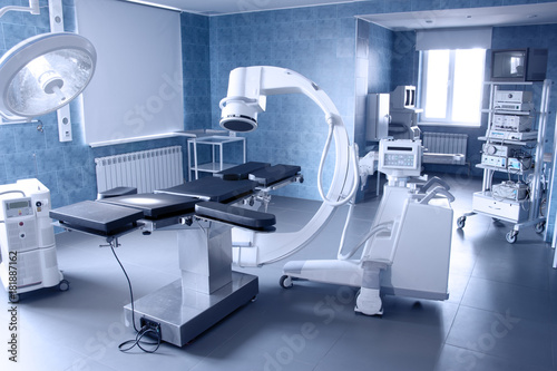 Fotomural hospital operating. medical equipment.