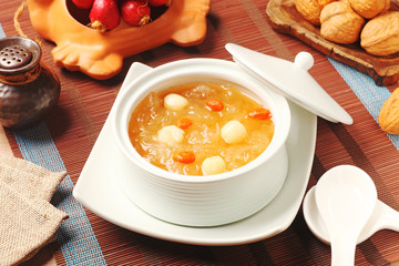 Wall Mural - Chinese traditional dessert - Sweet white fungus and lotus seeds soup