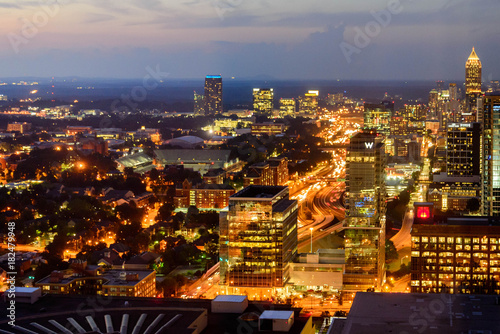 Zdjęcie XXL noc w centrum miasta w Atlancie, Georgia, 22 sierpnia 2017 r