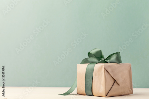 Cuadros en Lienzo Presents wrapped in craft paper