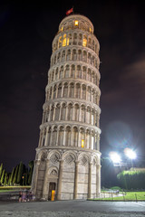 Wall Mural - Pisa Leaning Tower at night, Italy